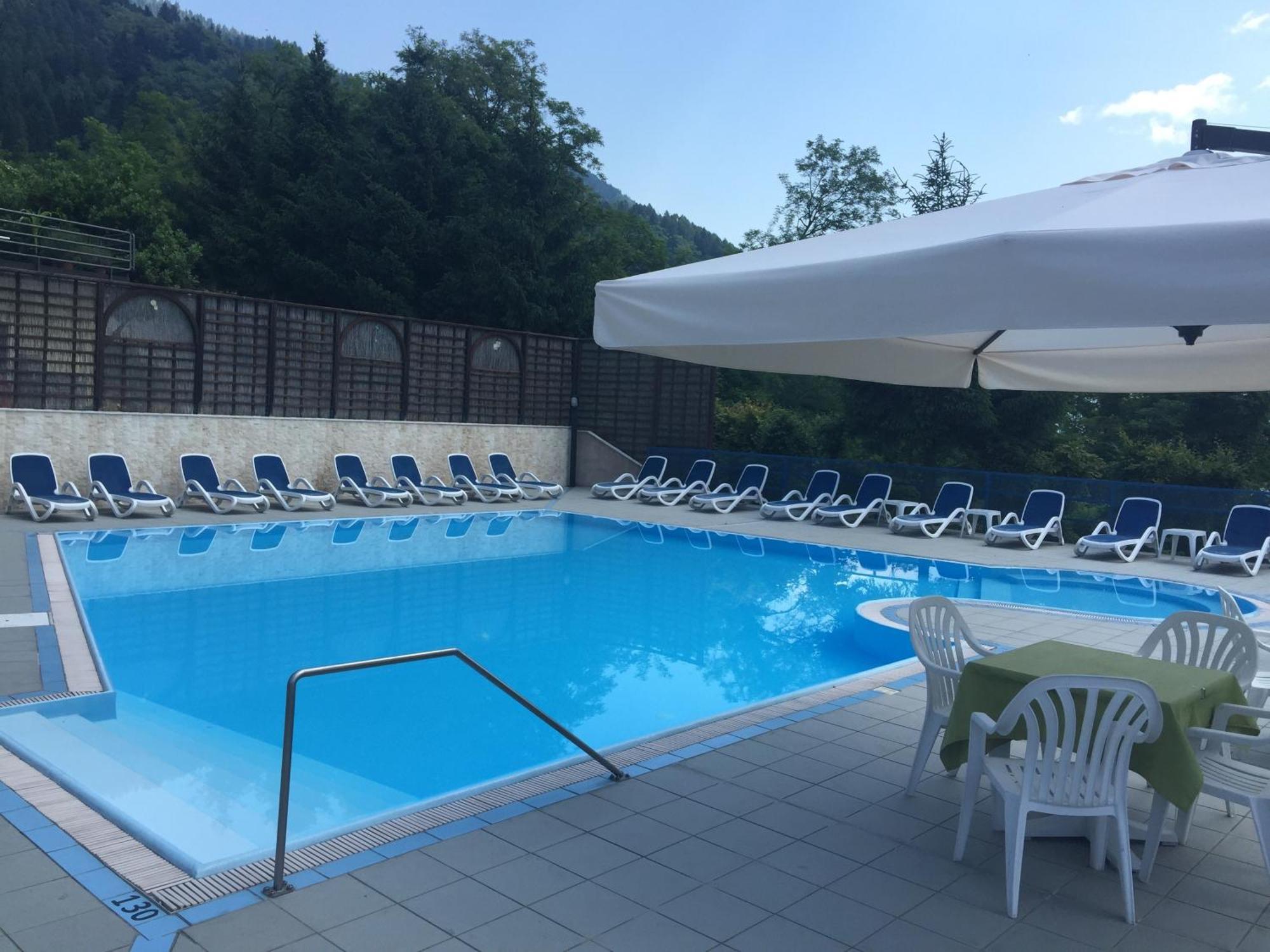 Hotel Scarano Levico Terme Exterior photo