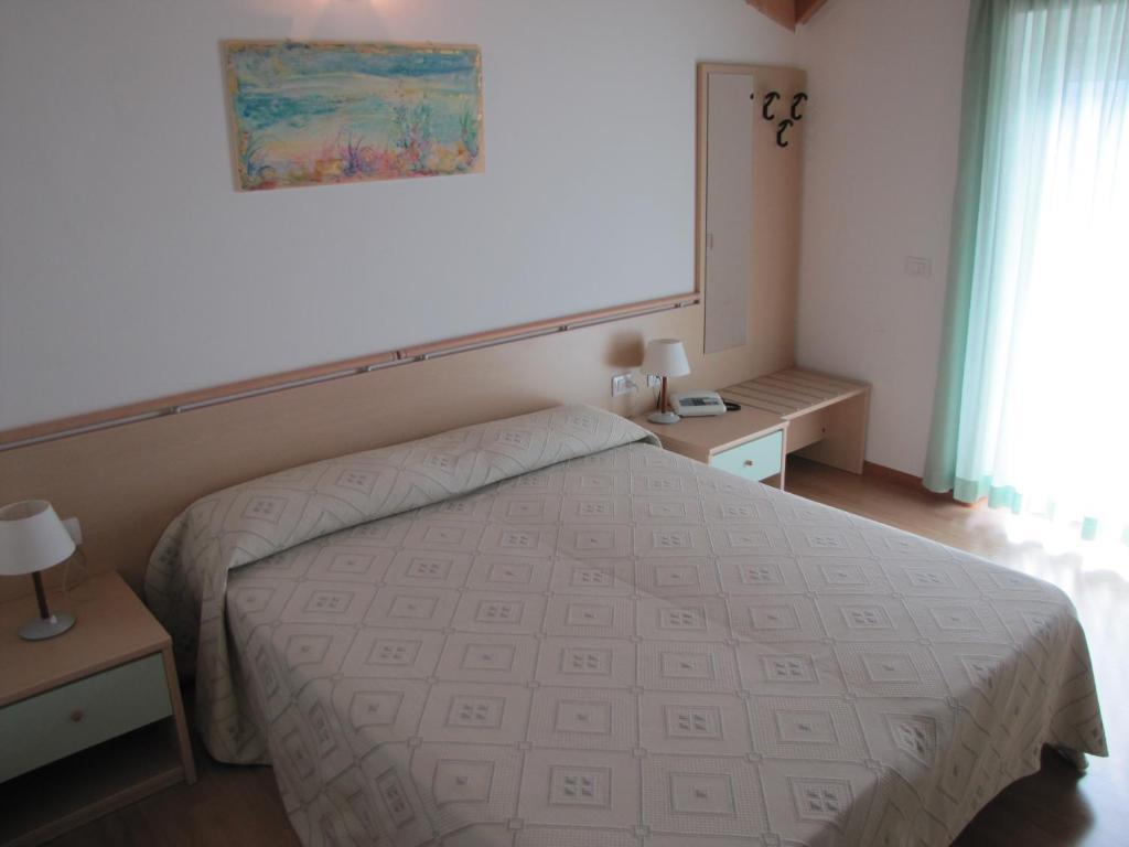 Hotel Scarano Levico Terme Room photo