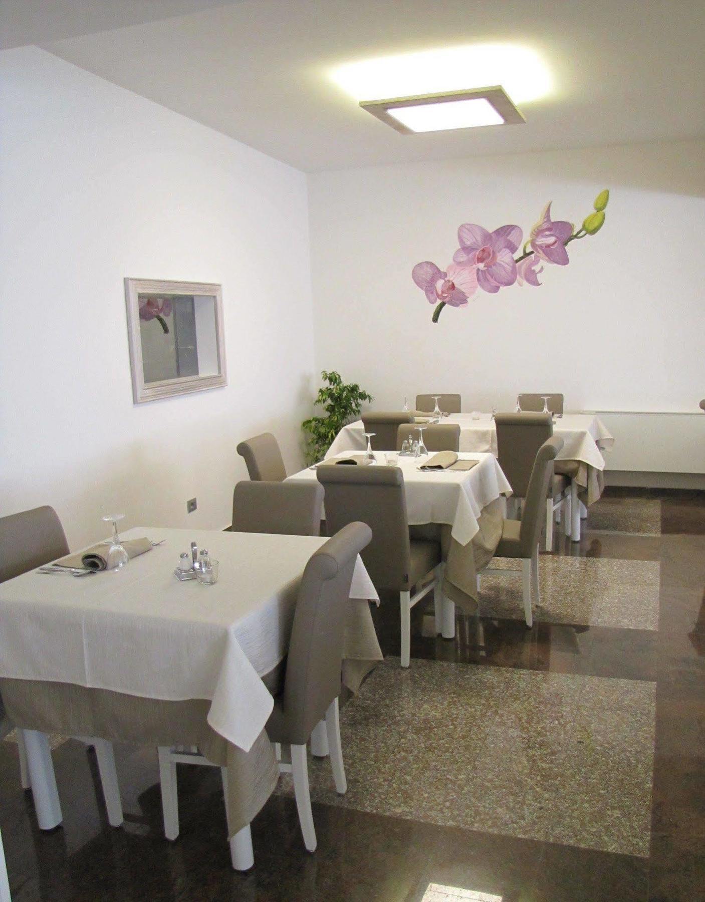 Hotel Scarano Levico Terme Exterior photo