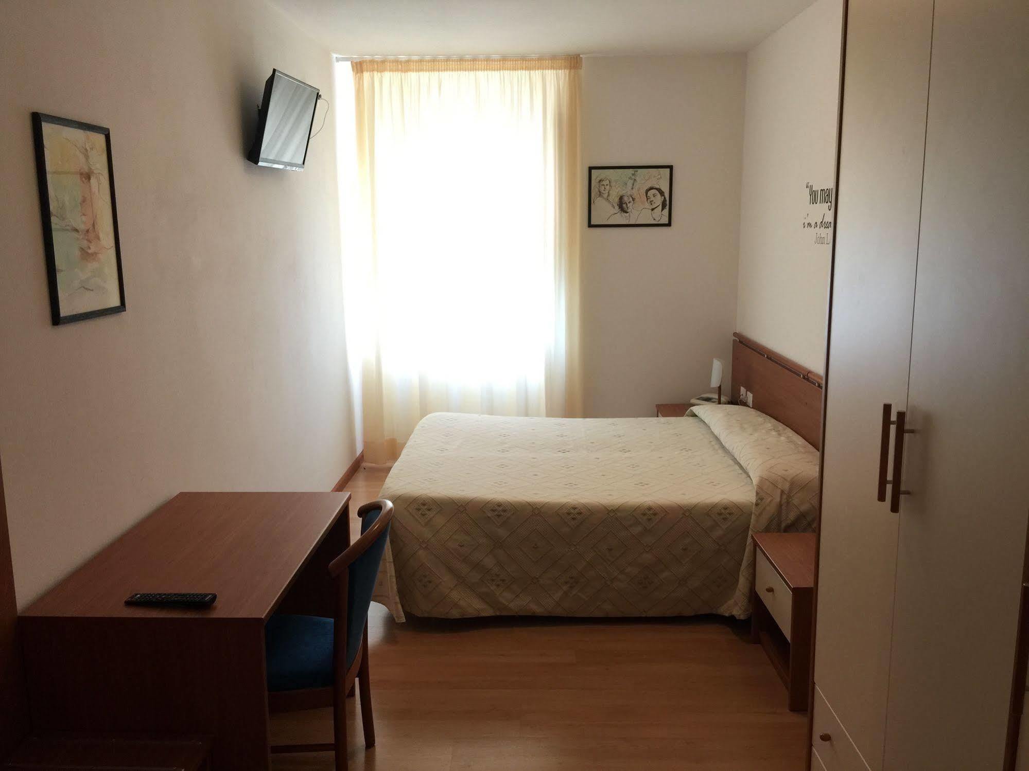 Hotel Scarano Levico Terme Exterior photo