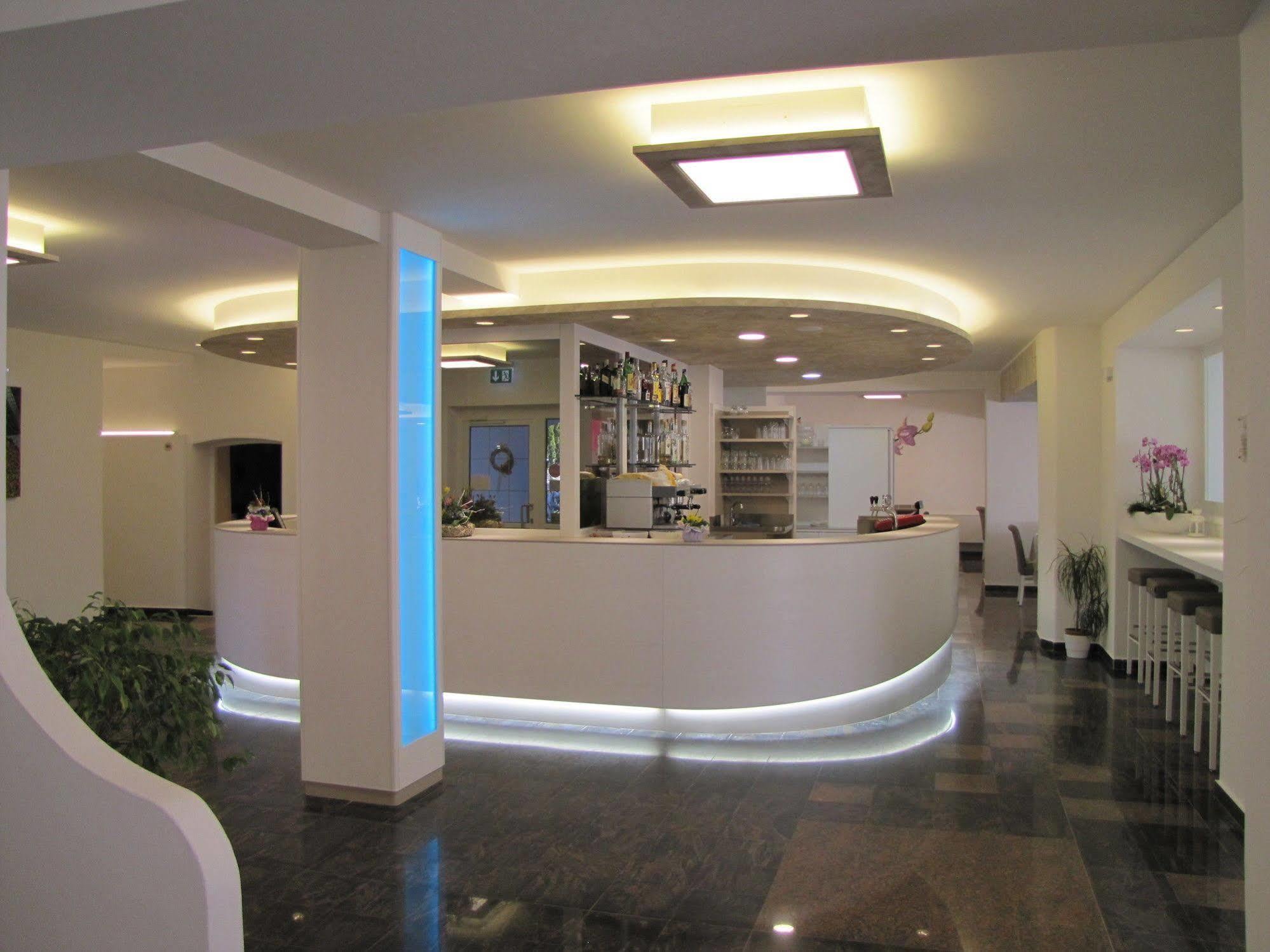 Hotel Scarano Levico Terme Exterior photo