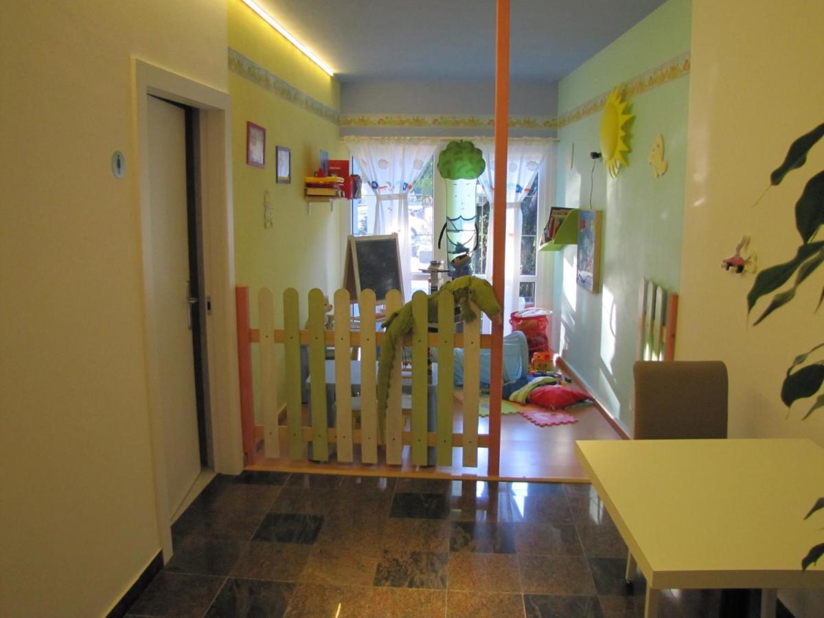 Hotel Scarano Levico Terme Exterior photo